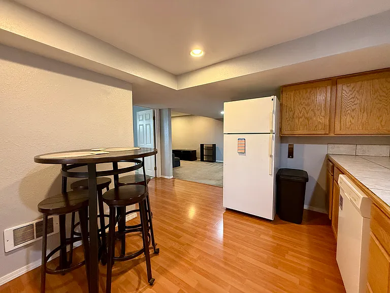 515 NW Irving St #A — Photo 20