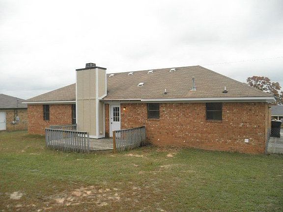 2nd image of 3516 Hilltop Dr