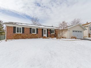 3980 Winston Dr, Hoffman Estates, IL 60192