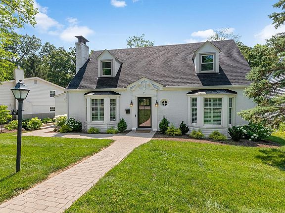 3rd image of 57 Berry Wood Dr
