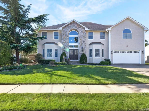 3414 Manchester Road, Wantagh, NY 11793