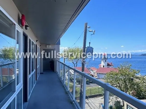 3151 Alki Ave SW APT 37, Seattle, WA 98116