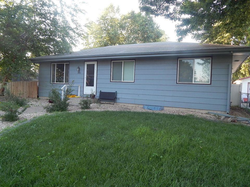 2nd image of 854 W Sumner St