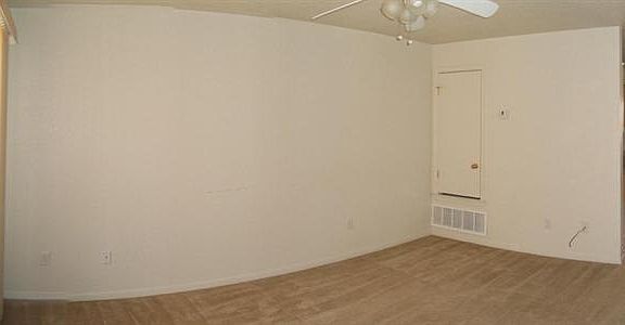 2nd image of 1002 Taylor St APT C