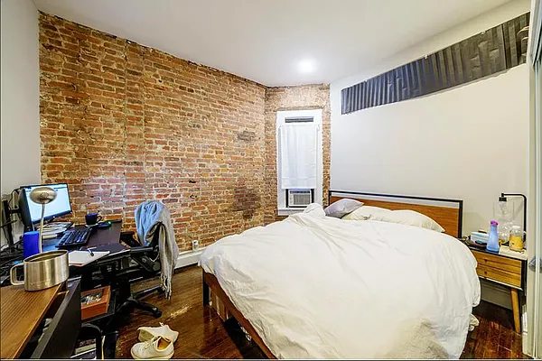 Rented by Compass | media 18