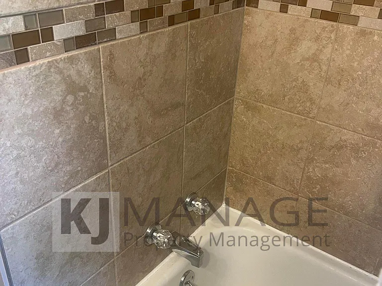 15631 Doris St — Photo 12