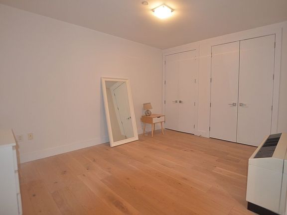 4th image of 50 Murray St APT 311