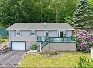 396 State Route 93 Hwy, Sugarloaf, PA 18249