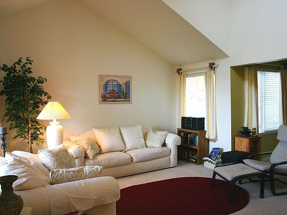 Living Room with Vaulted ceiling