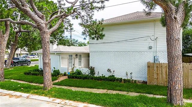 3920 Clearview Pkwy — Photo 3