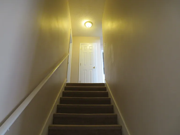 204 Springfield Cir #A — Photo 8