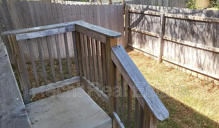 152 Samuel Dr #A — Photo 15