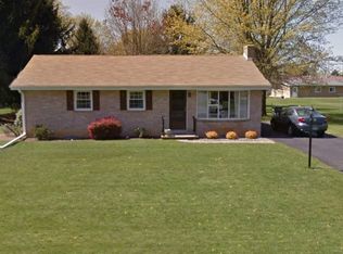 980 Forge Rd, Carlisle, PA 17015