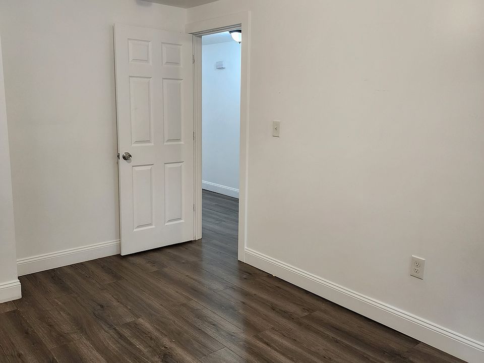 1st image of 2-413 Prescott St #1