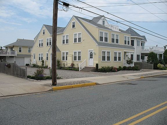 Twin Gables from Street
