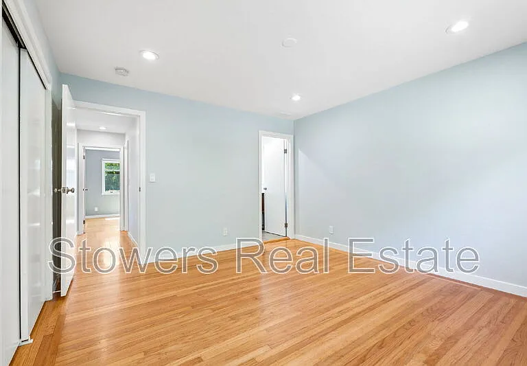 1099 Larch Ave — Photo 26