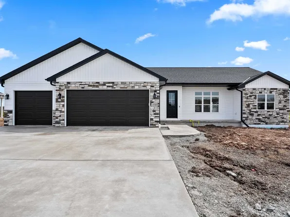 365 Willie Mays Cir, De Pere, WI 54115