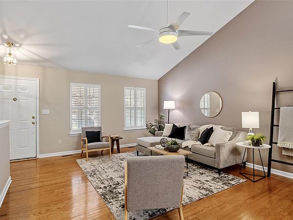 5th image of 3886 Oaklin Dr