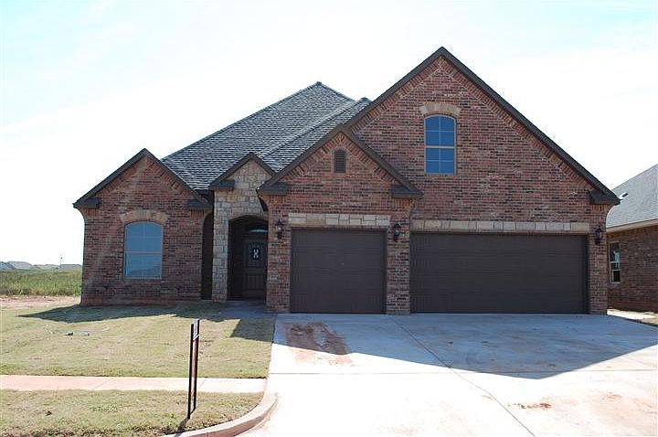 1st image of 19000 Pinehurst Trail Dr