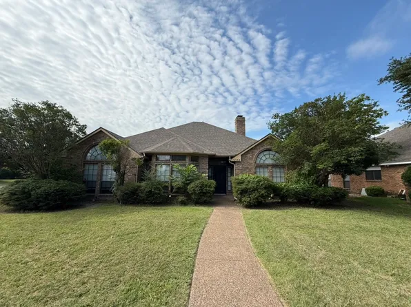 2564 Morning Glory Dr, Richardson, TX 75082