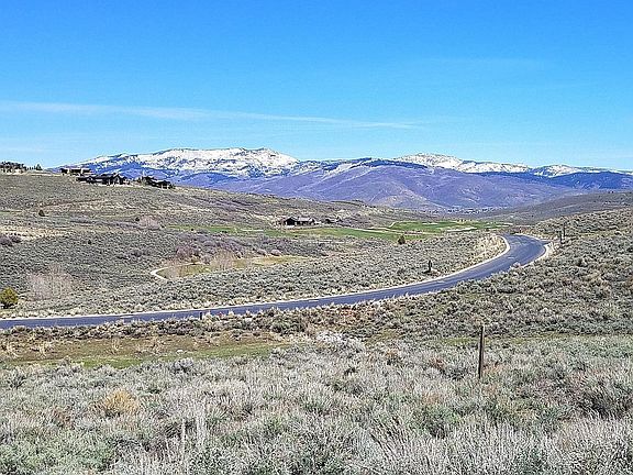 3rd image of 9198 N Uinta Cir #41