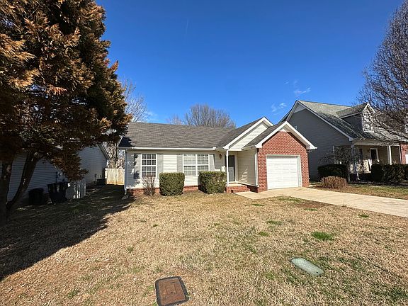 2nd image of 2934 Weybridge Dr