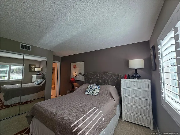 5564 NE Gulfstream Way — Photo 30