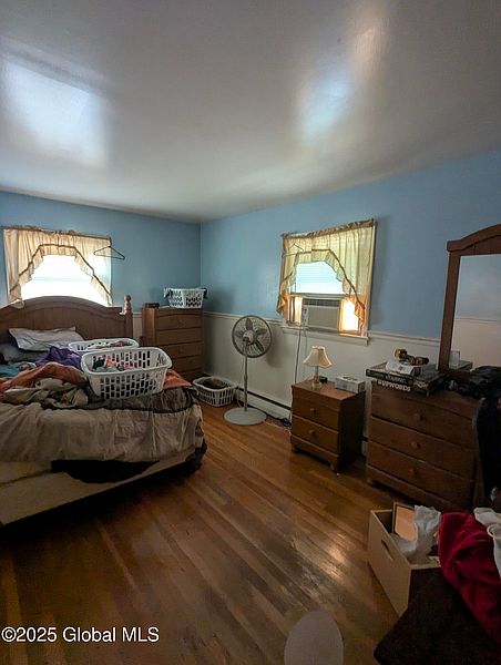4th image of 513 Bridge Street