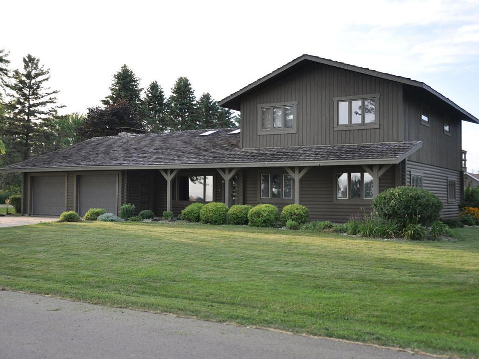 1st image of 99 Sherwood Park Dr