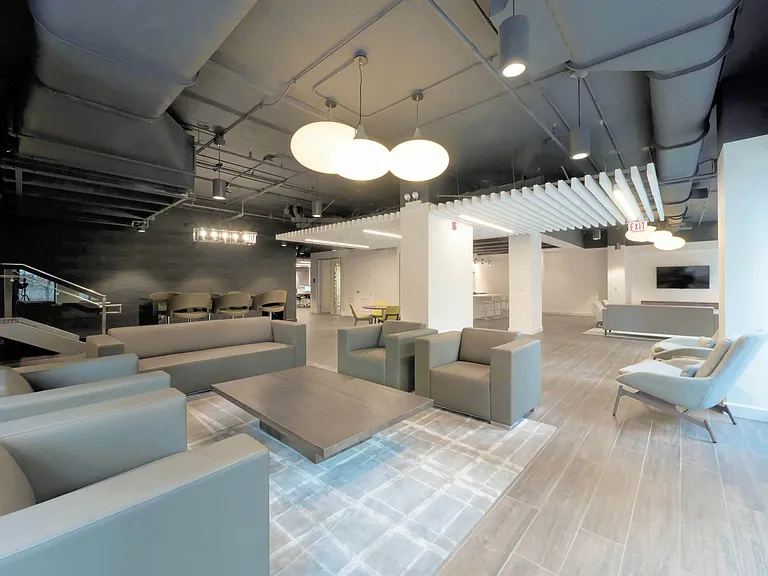 Lounge Sitting Area
