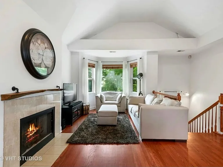 1822 W Ellen St #3 — Photo 3