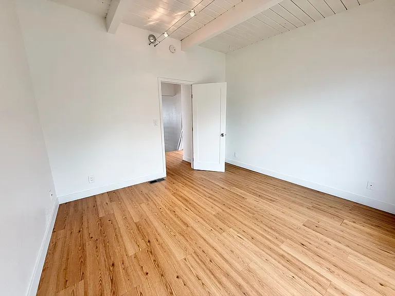 851 Acapulco St — Photo 21
