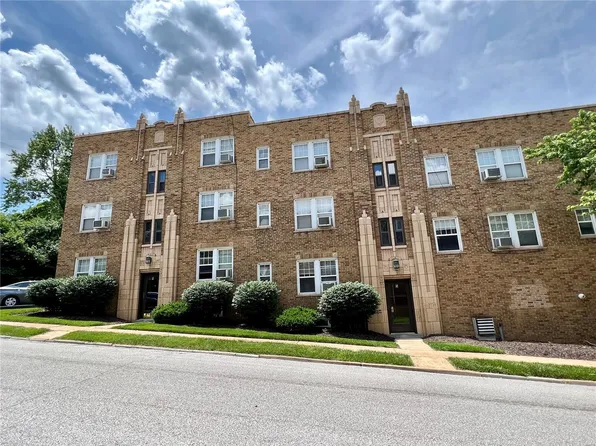 5 Del Lin Dr, Saint Louis, MO 63105