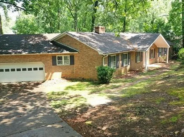 437 Brookshire Dr, Columbia, SC 29210