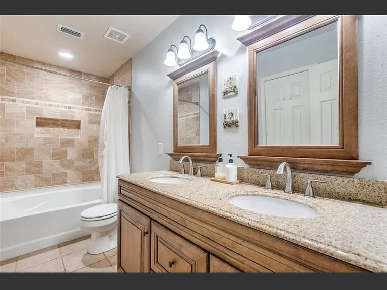 9554 Rosedale Dr — Photo 3