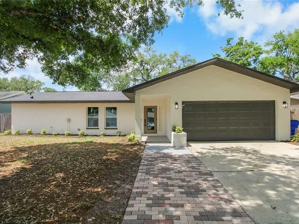 11492 93rd St, Largo, FL 33773