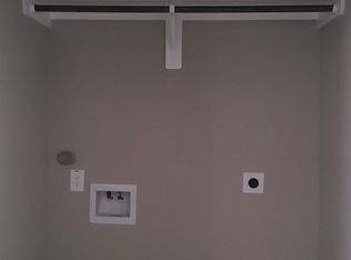 611 S Campbell St #B, Willis, TX 77378