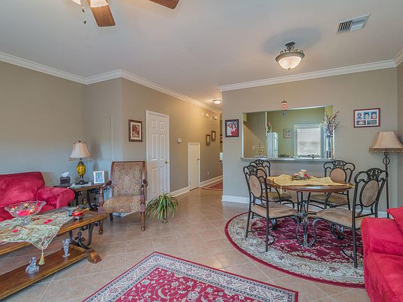 4th image of 4 Townhouse Cv