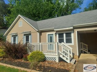 113 Foxfire Rd, Paris, TN 38242