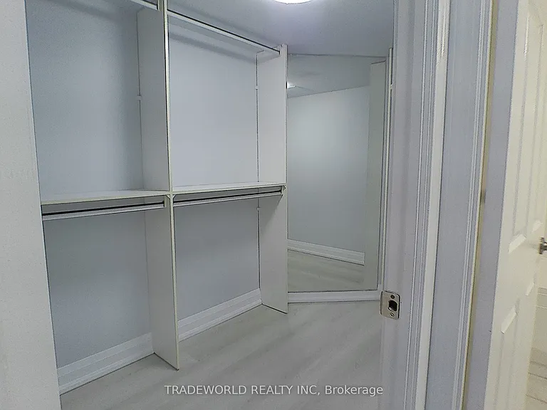 33 Empress Ave #3002 — Photo 9