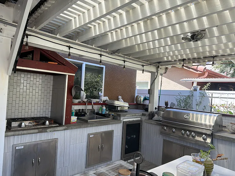 2212 Fiori St — Photo 2