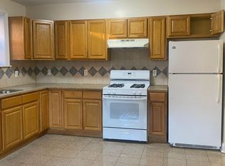 1952 Gleason Ave FLOOR 2, Bronx, NY 10472