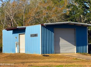 8735 Old Stage Rd, Moss Pt, MS 39562