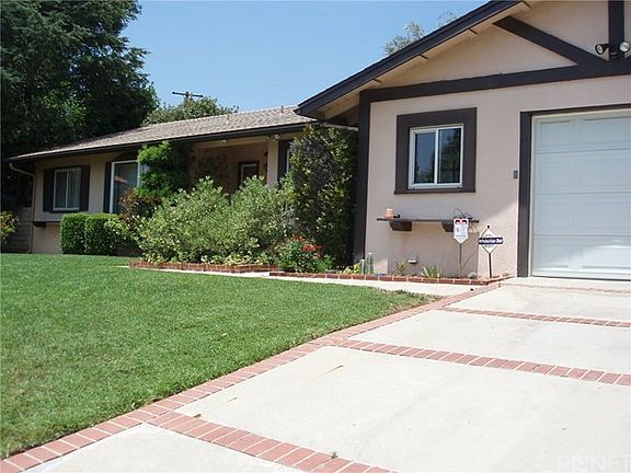 2nd image of 10005 Amestoy Ave