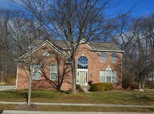 7850 Prairie View Ln, Indianapolis, IN 46256