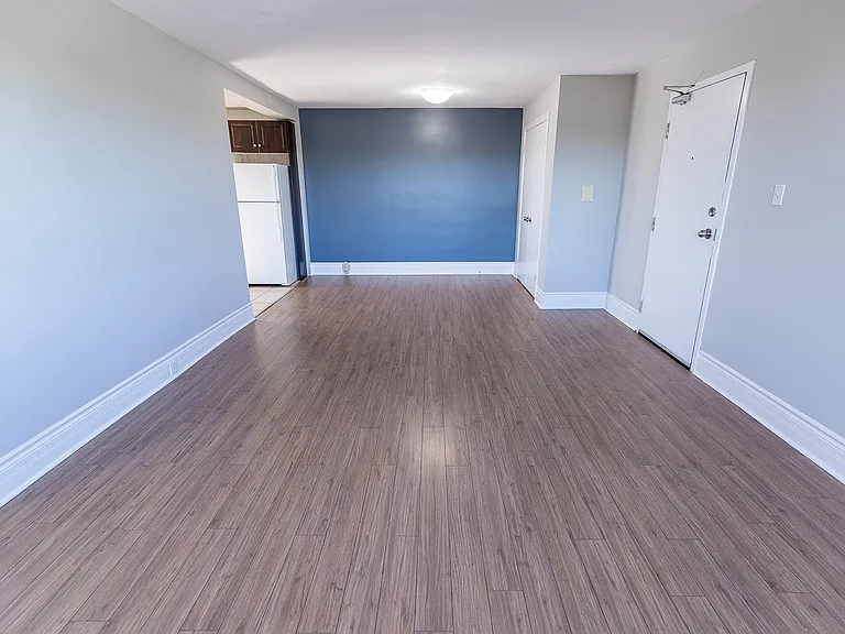 143 Westchester Cres — Photo 5
