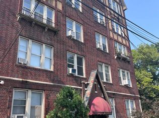 149 Bentley Ave #2D, Jersey City, NJ