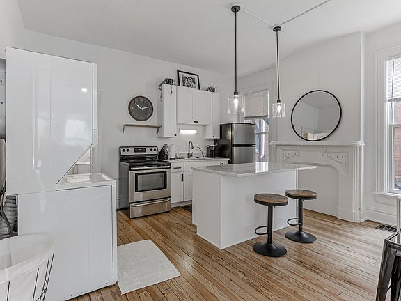 3rd image of 82 Price Ave APT A