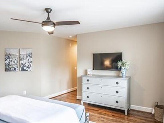 5th image of 110 Hearthstone Rd