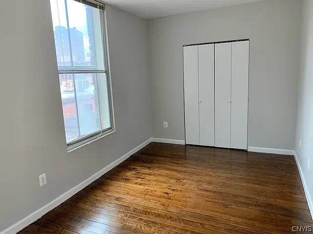 309 S Franklin St — Photo 14